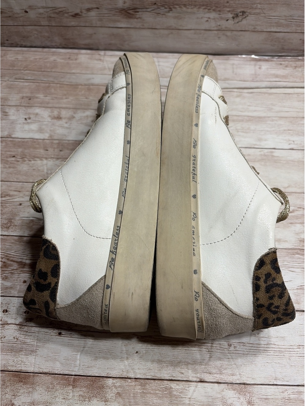 ShuShop Reba Size 8.5 White Leather Sneakers Cheetah Heel Gold Stars - Picture 9 of 13